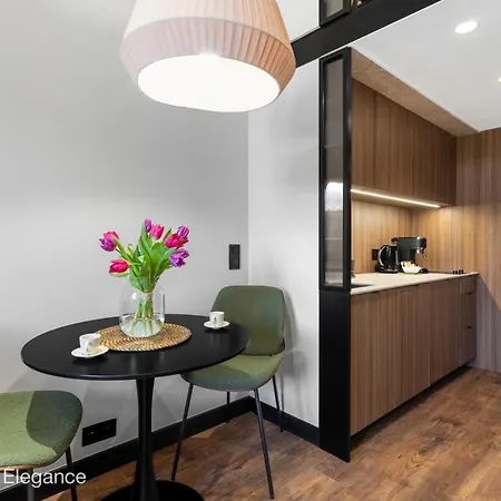 Mye - Piotrkowska 37 Elegance *